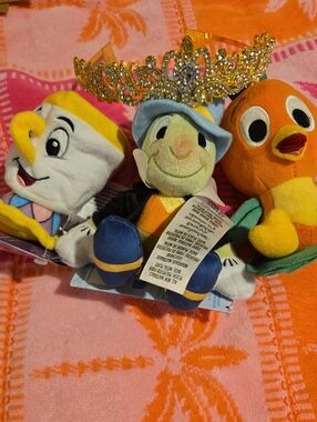 Bundle -  Tiara, Shoulder Pals (Chip, Jiminy Cricket, Orange Bird) And Glasses